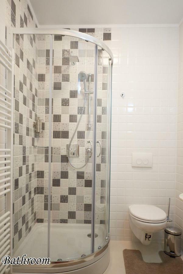 Smart Suite Poienii Braşov Esterno foto